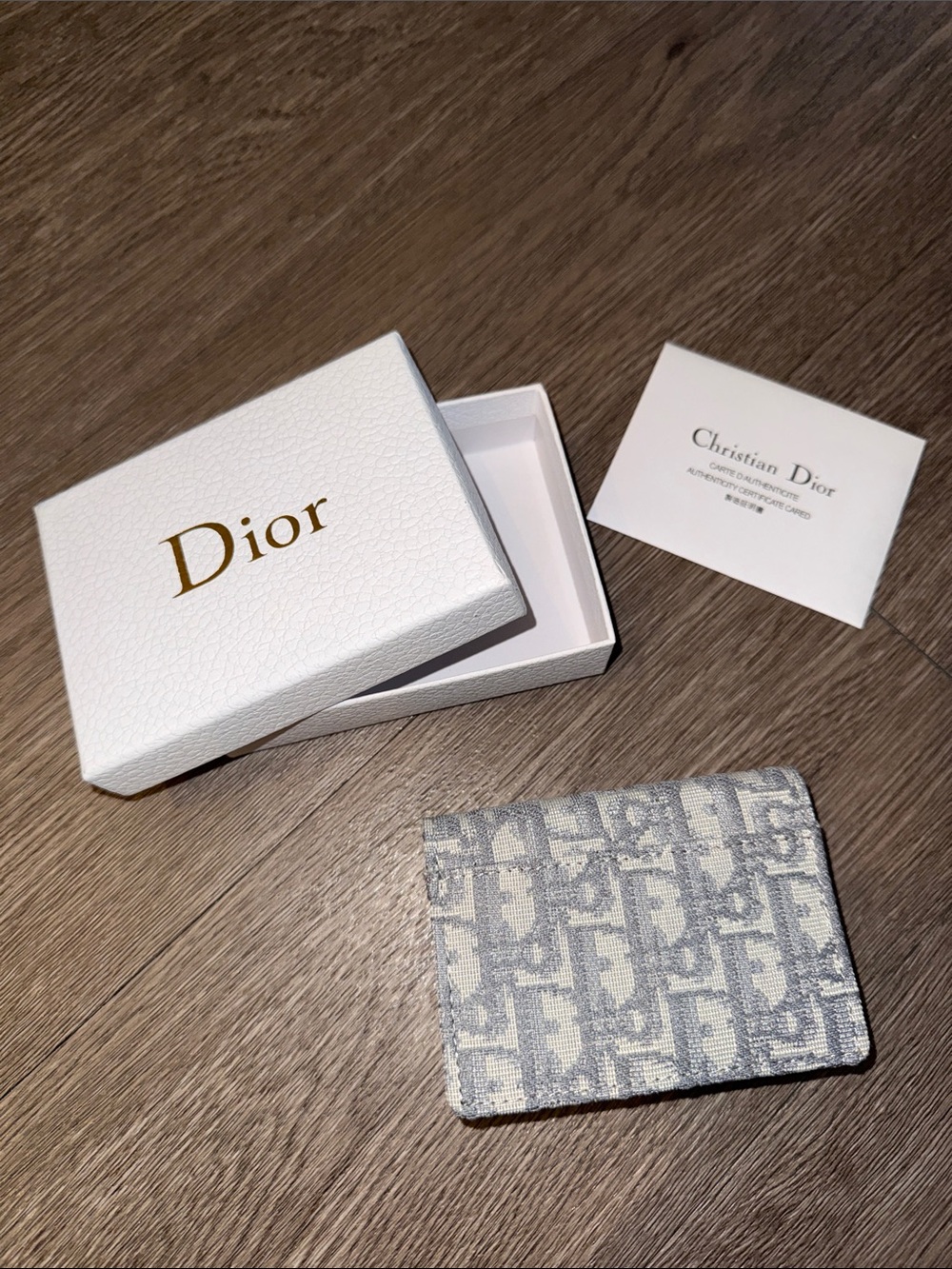 Dior White & Gray Saddle Bloom Card Holder - Picture 4 of 4